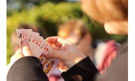 How do you play Indian rummy?